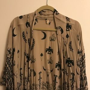Spell and the Gypsy Collective Kimono